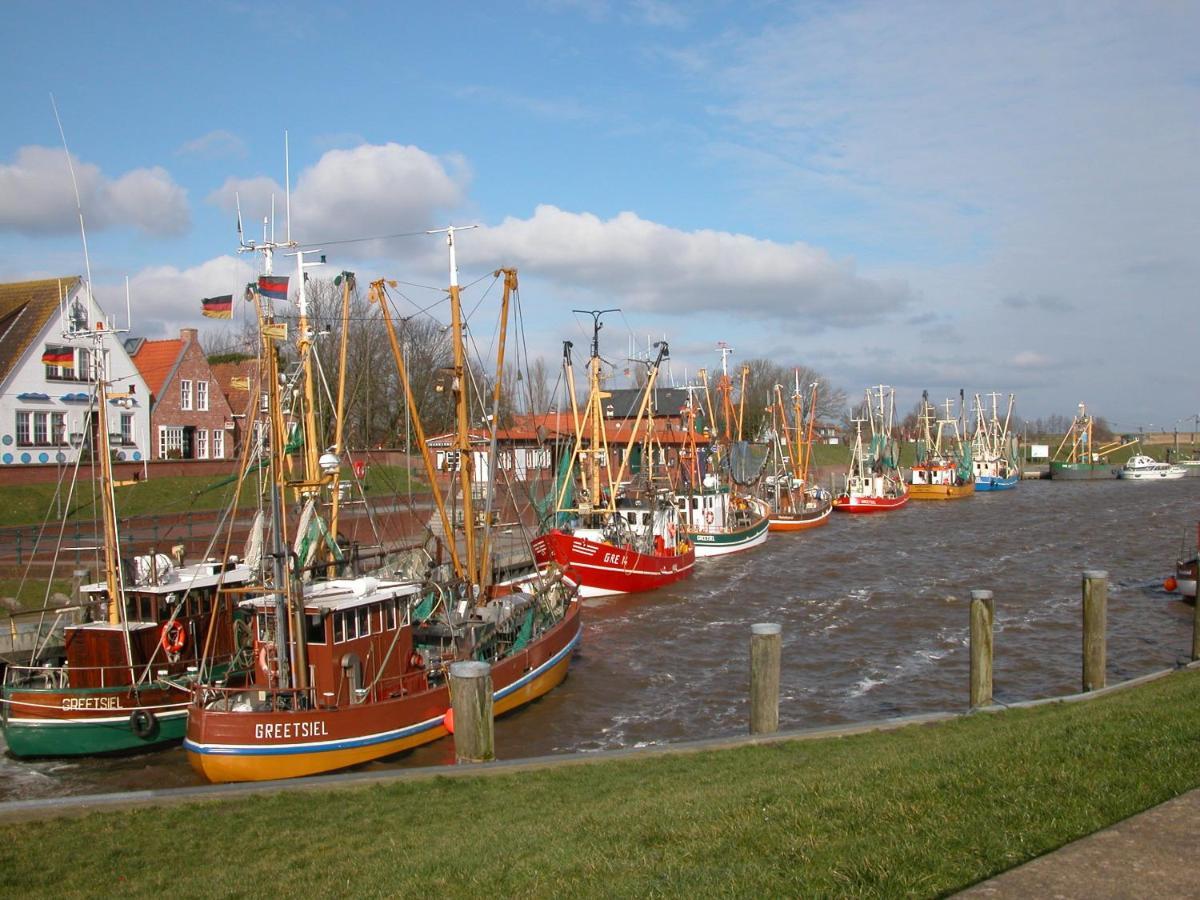Bummert Am Hafen 3 Greetsiel ครุมเฮิร์น ภายนอก รูปภาพ
