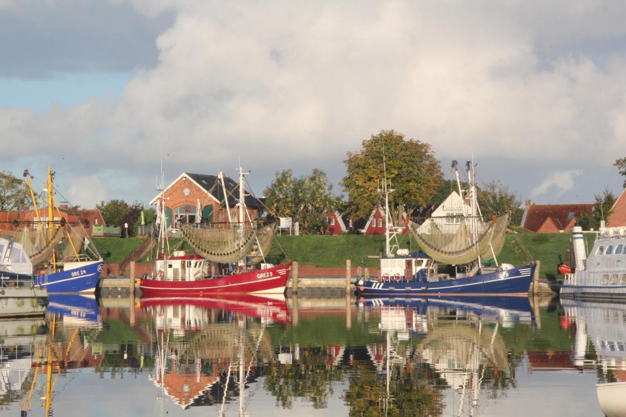 Bummert Am Hafen 3 Greetsiel ครุมเฮิร์น ภายนอก รูปภาพ